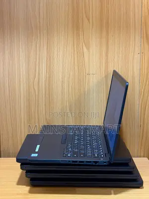 Laptop Dell Latitude 5400 8GB Intel Core i5 SSD 256GB