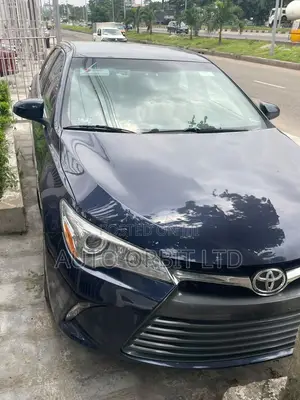 Toyota Camry LE 4dr Sedan (2.5L 4cyl 6A) 2016 Blue