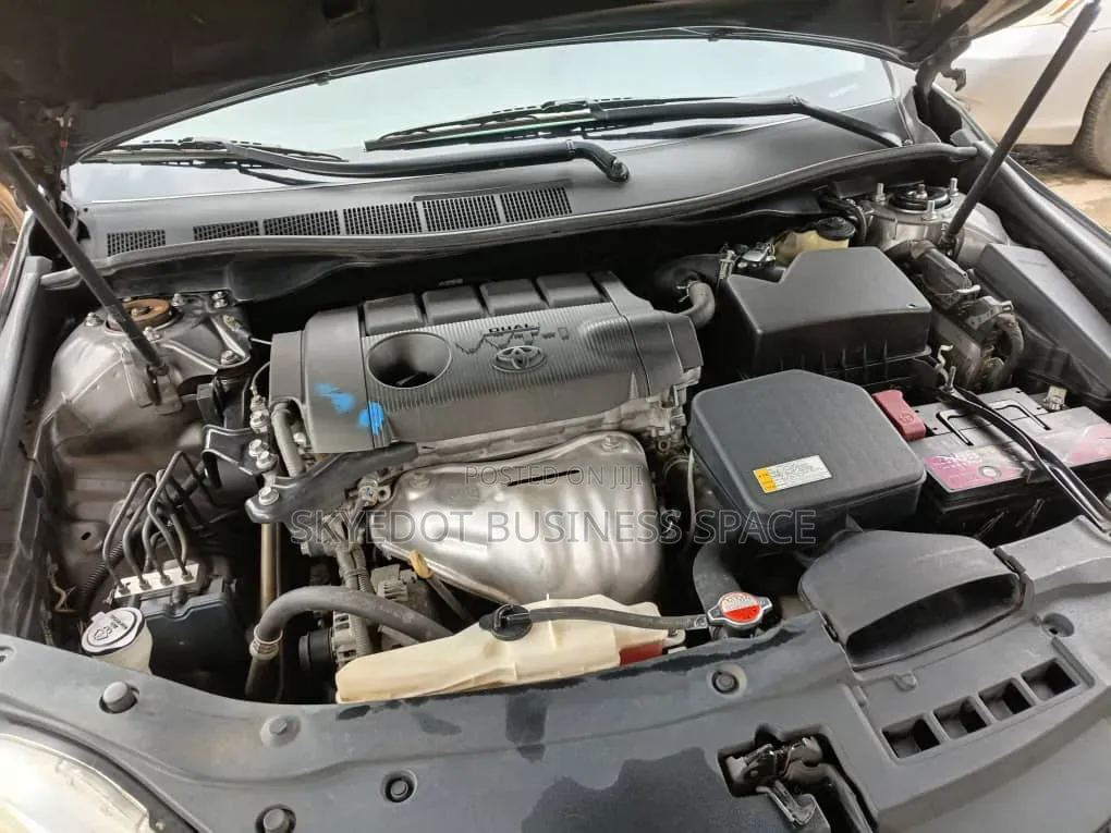 Toyota Camry 2016 Gray