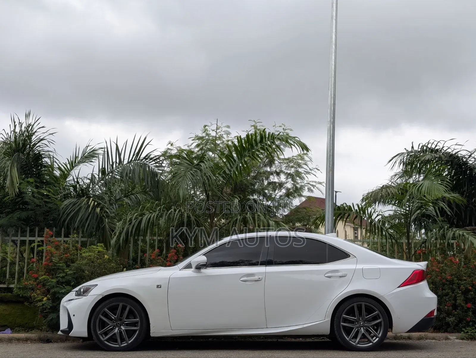 Lexus IS 2017 White