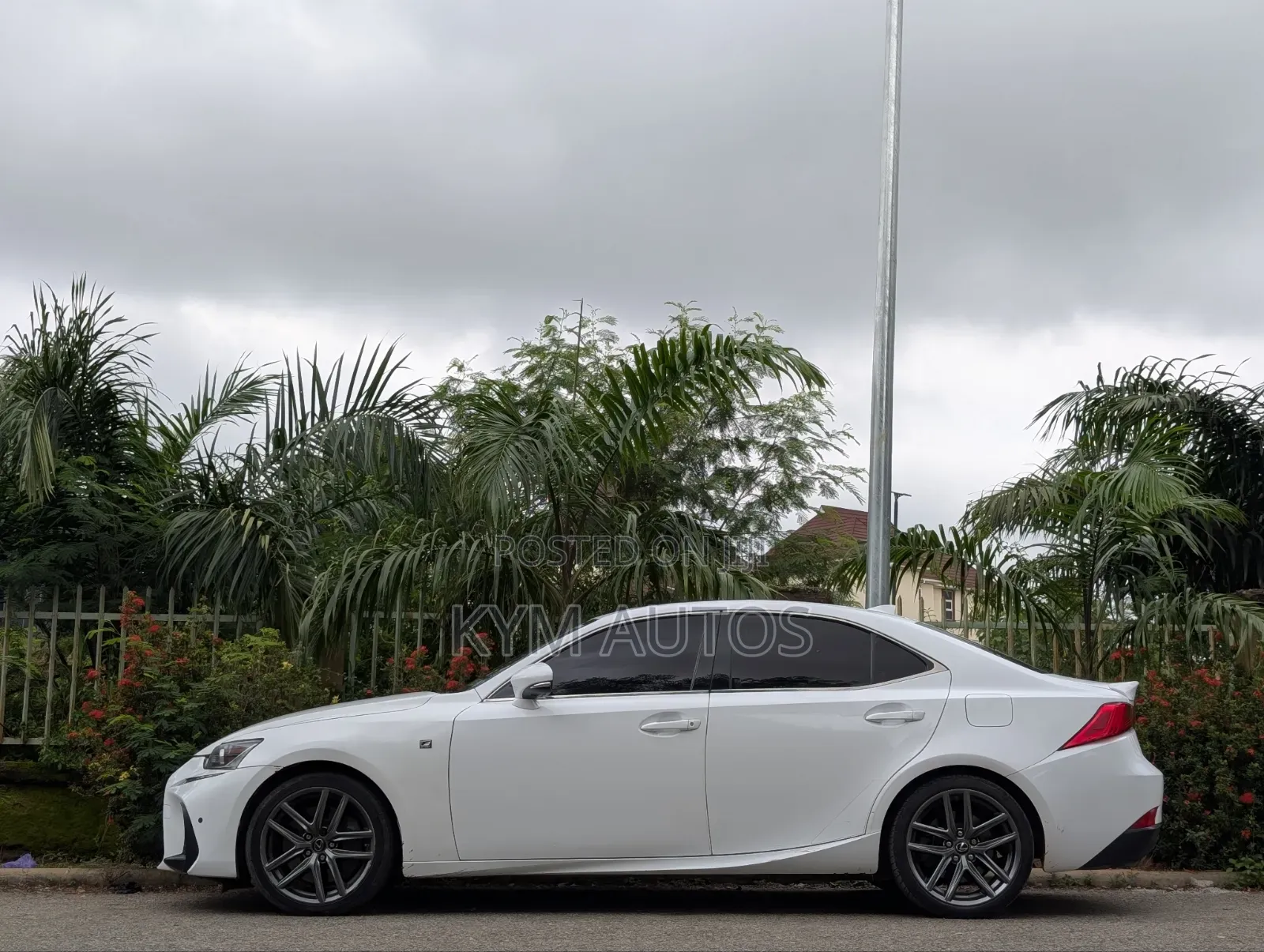 Lexus IS 2017 White