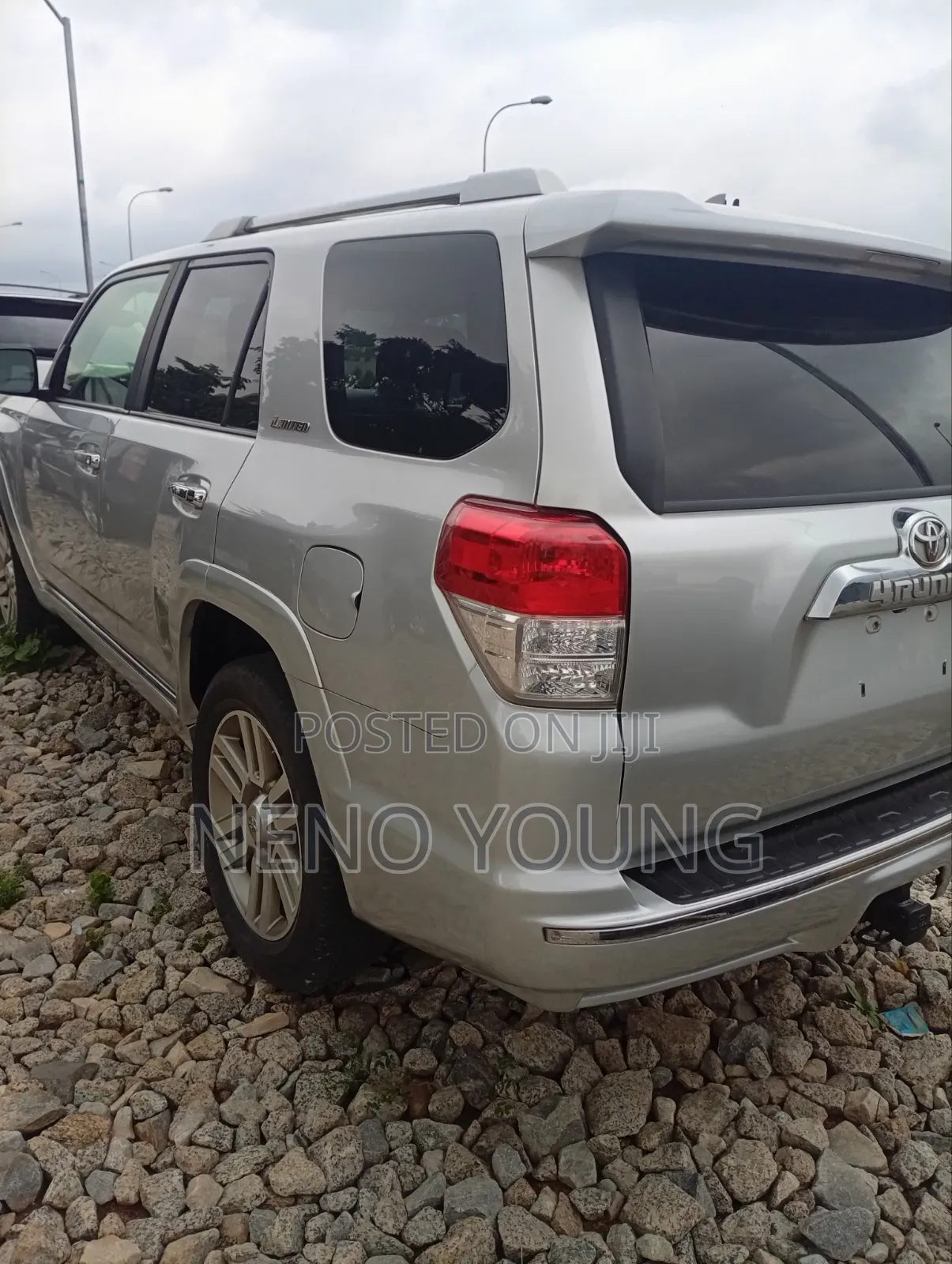 Toyota 4-Runner 2011 Silver