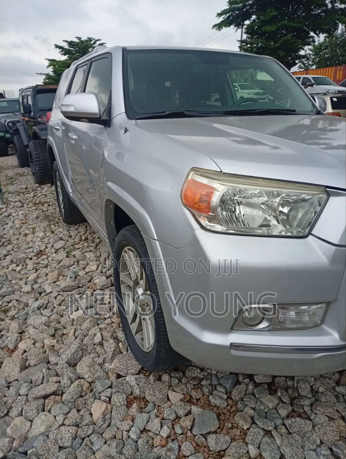 Toyota 4-Runner 2011 Silver