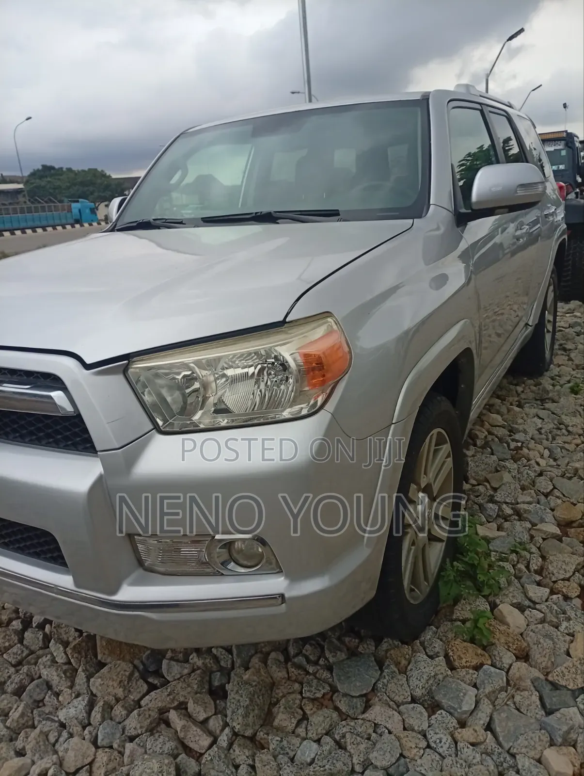 Toyota 4-Runner 2011 Silver