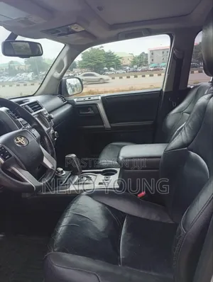 Toyota 4-Runner 2011 Silver