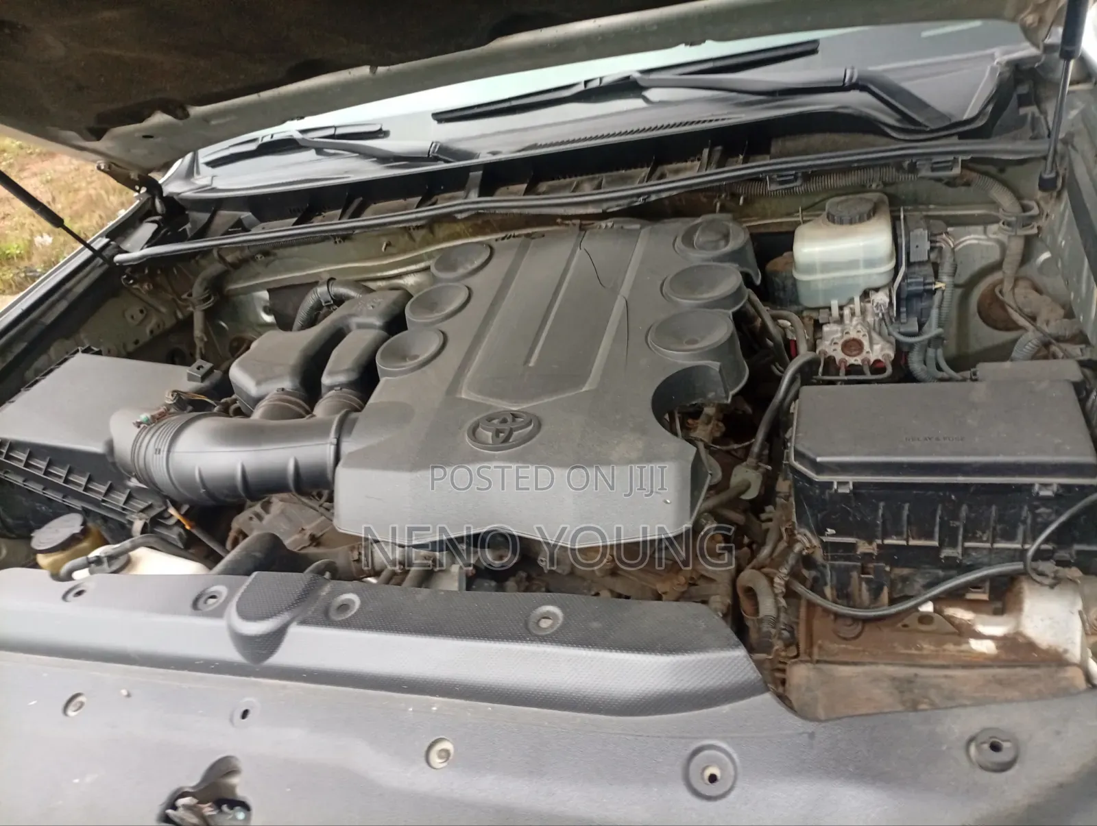 Toyota 4-Runner 2011 Silver