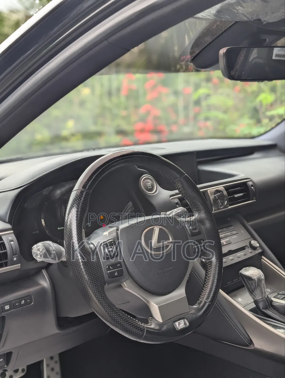 Lexus IS 2018 Black