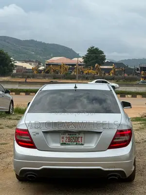 Mercedes-Benz C300 Sport 4Matic Sedan AWD (3.5L 6cyl 7A) 2013 Silver