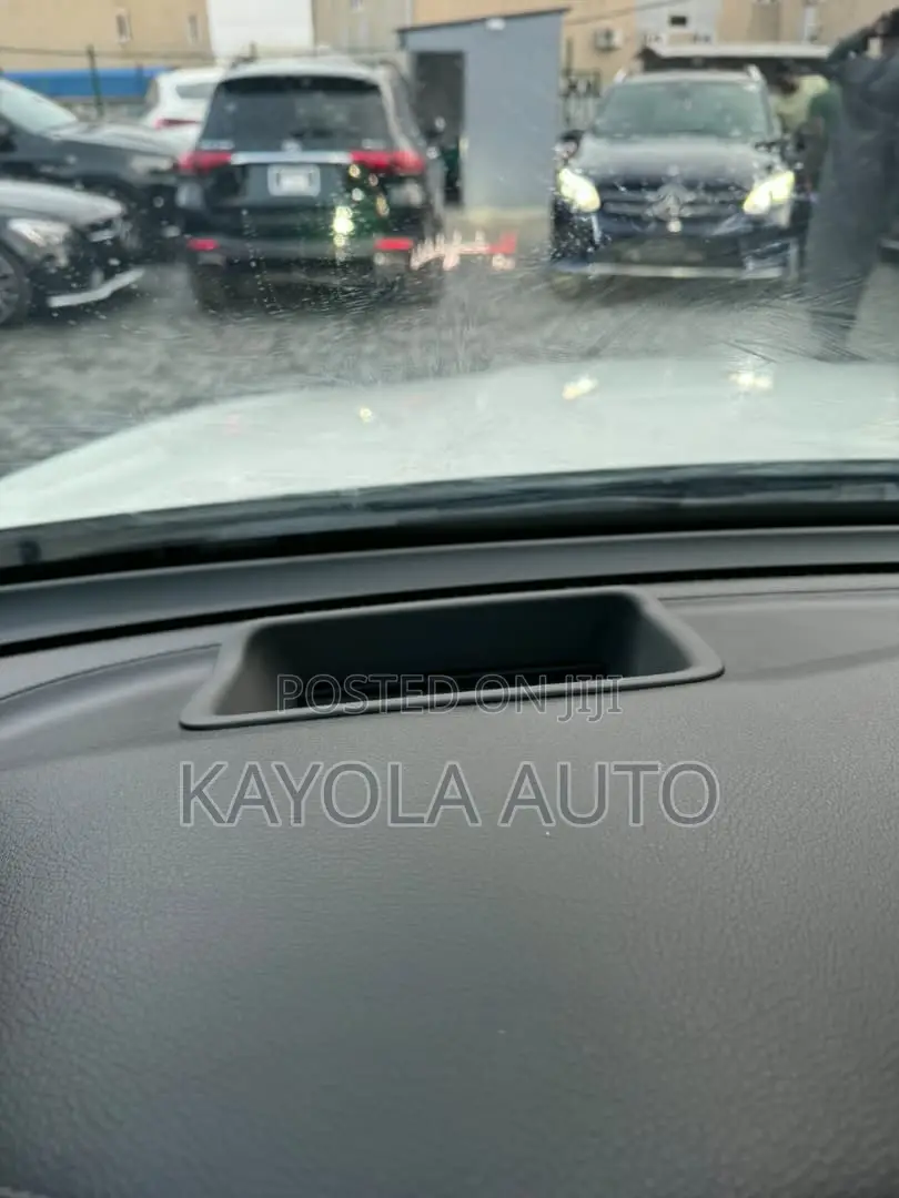 Mercedes-Benz GLC-Class 2017 White