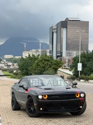 Dodge Challenger 2018 Black