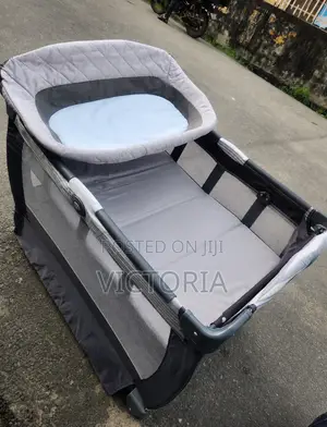 Graco Baby Bed