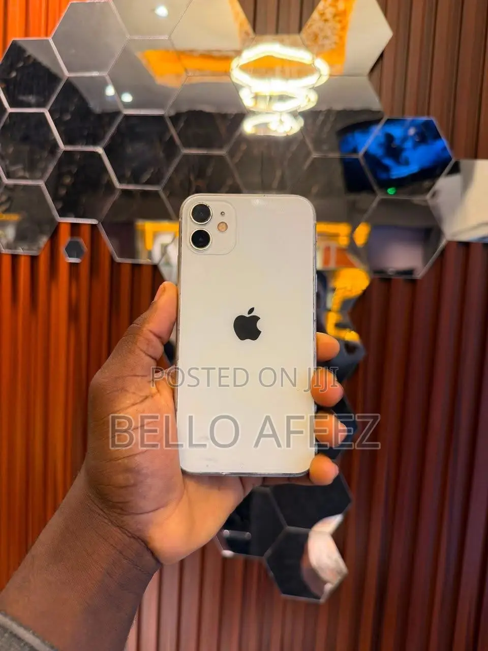 Apple iPhone 11 64 GB White