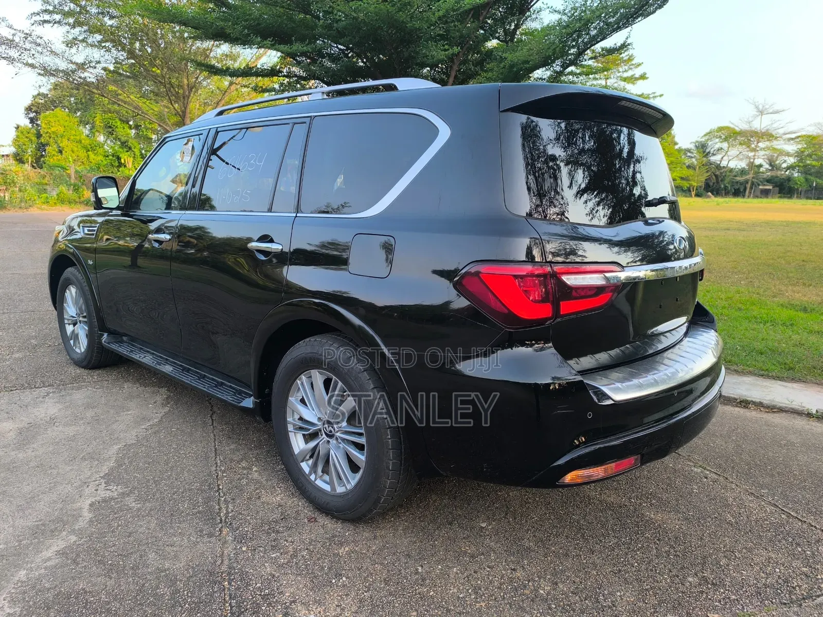 Infiniti QX80 2019 Black