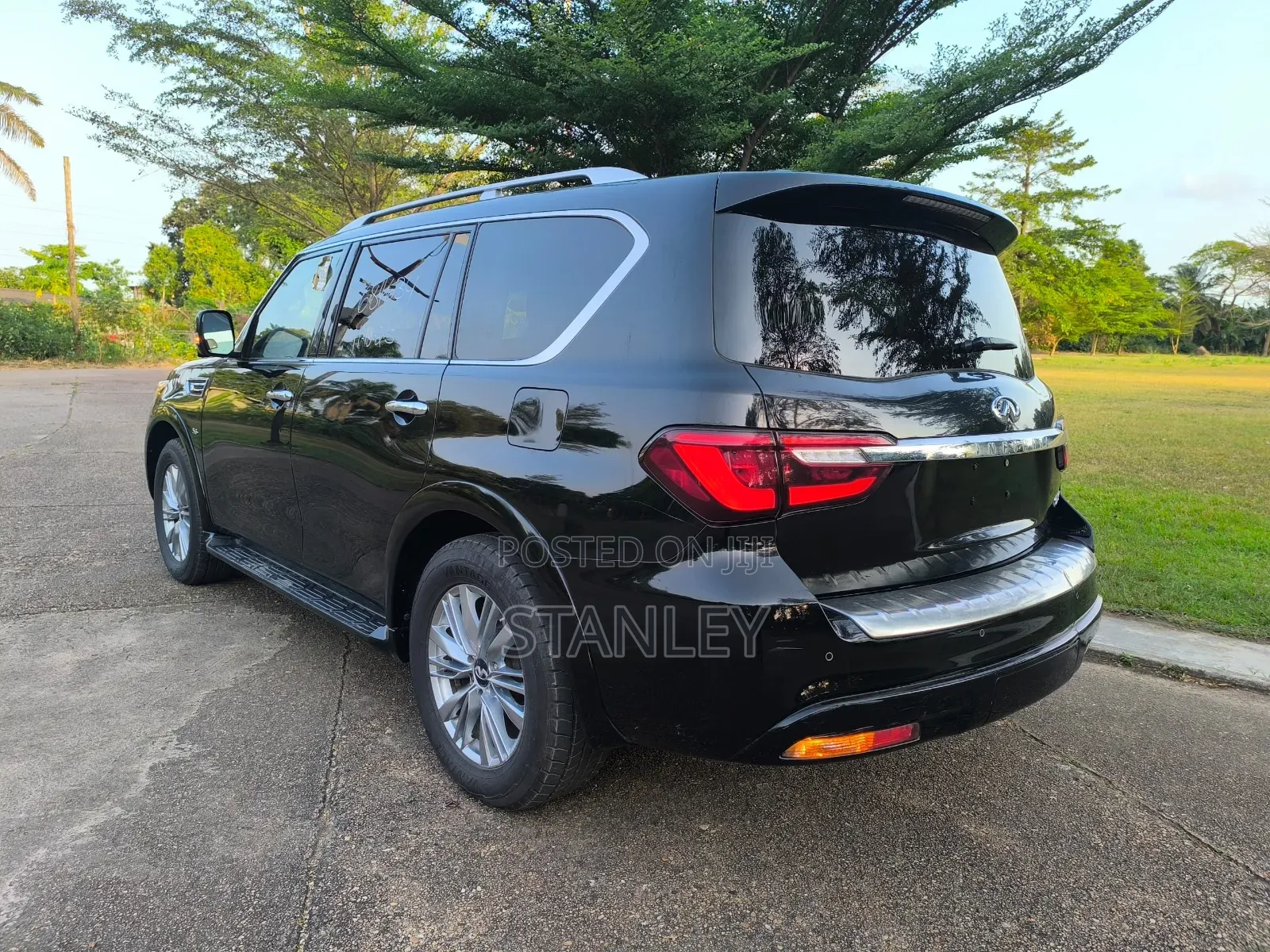 Infiniti QX80 2019 Black