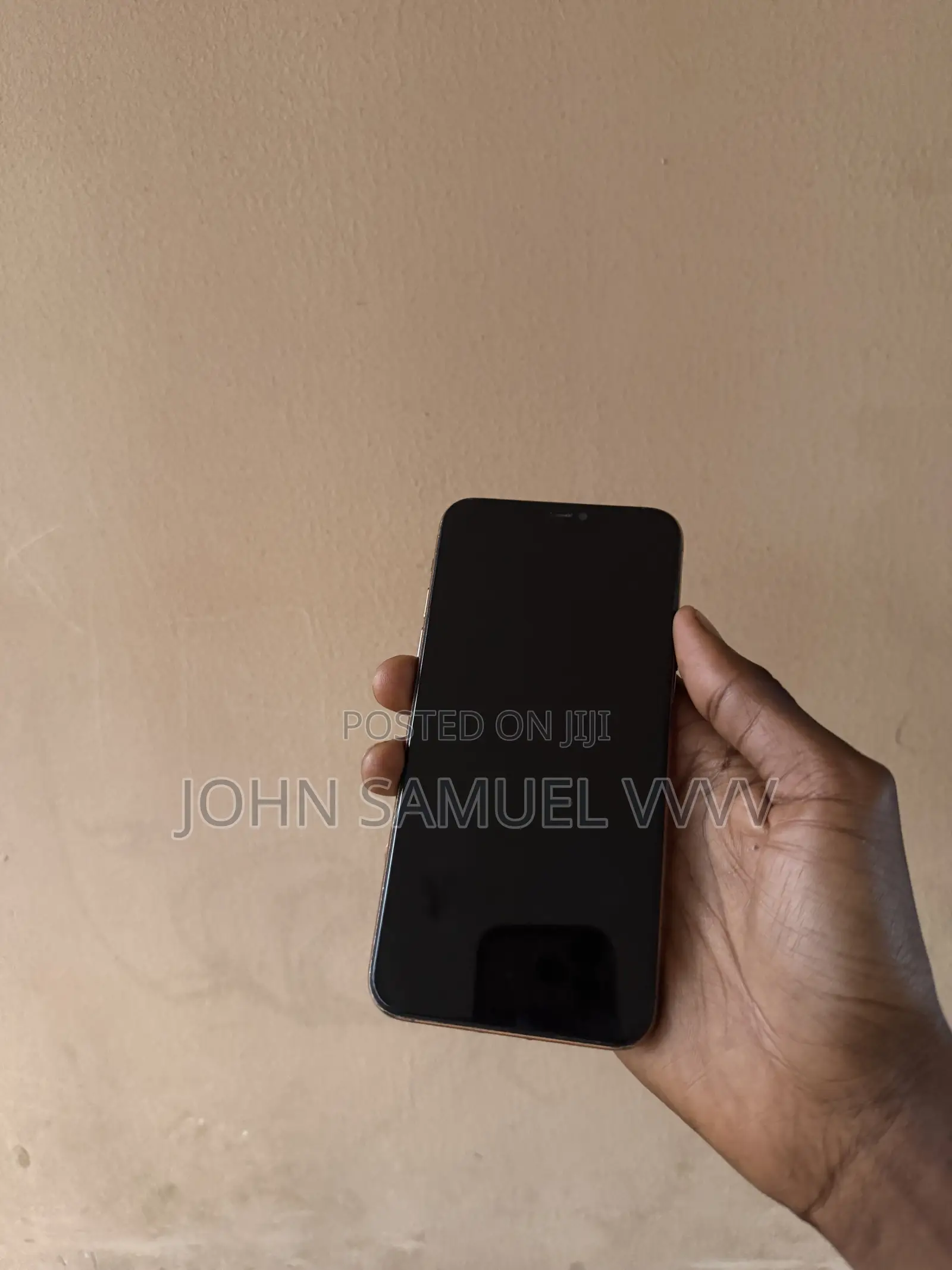 Apple iPhone 11 Pro Max 64 GB Gold