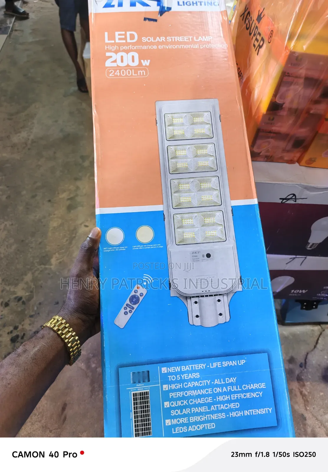AKT Street Light