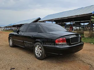 Hyundai Sonata 2.0 GLS 2005 Black