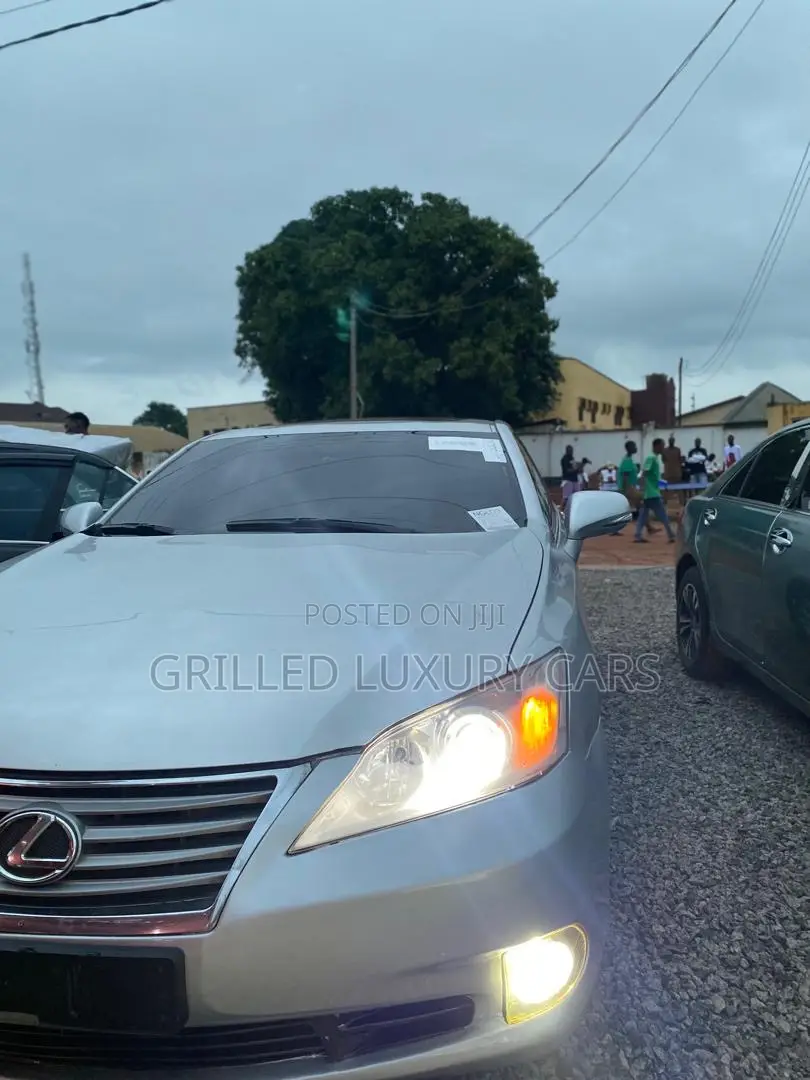 Lexus ES 350 2010 Silver