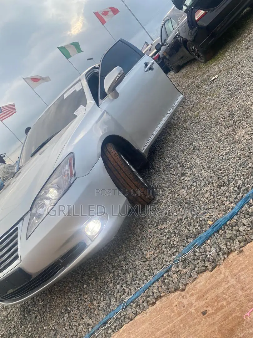 Lexus ES 350 2010 Silver