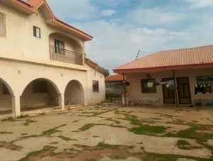 Furnished 6bdrm Duplex in Olunlade, Ilorin South for sale