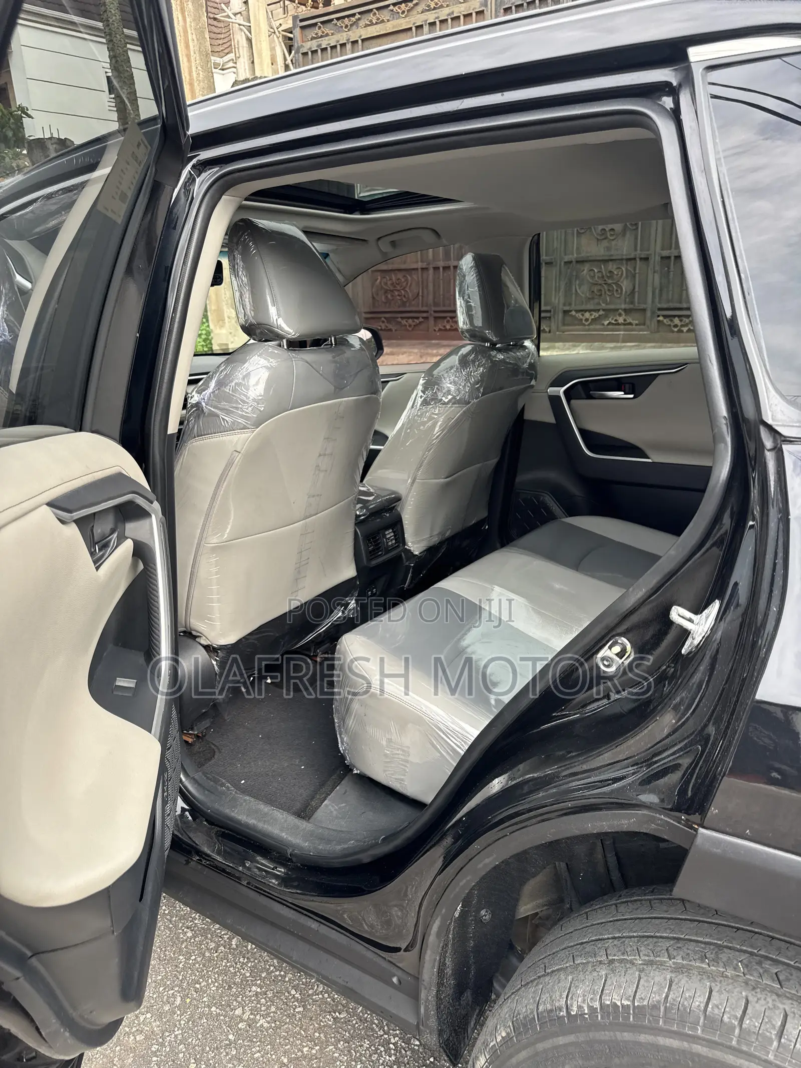 Toyota RAV4 2021 Black