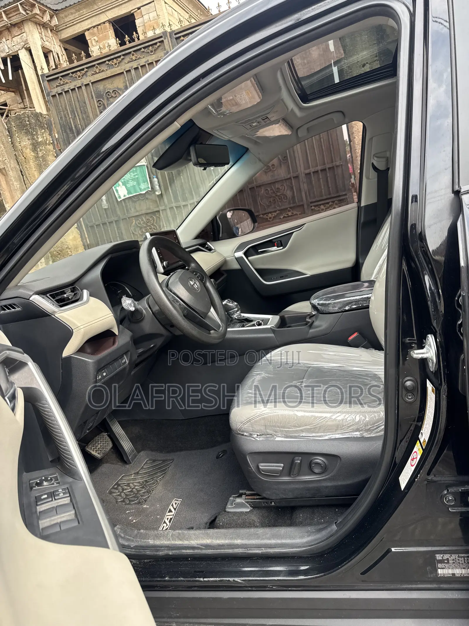 Toyota RAV4 2021 Black