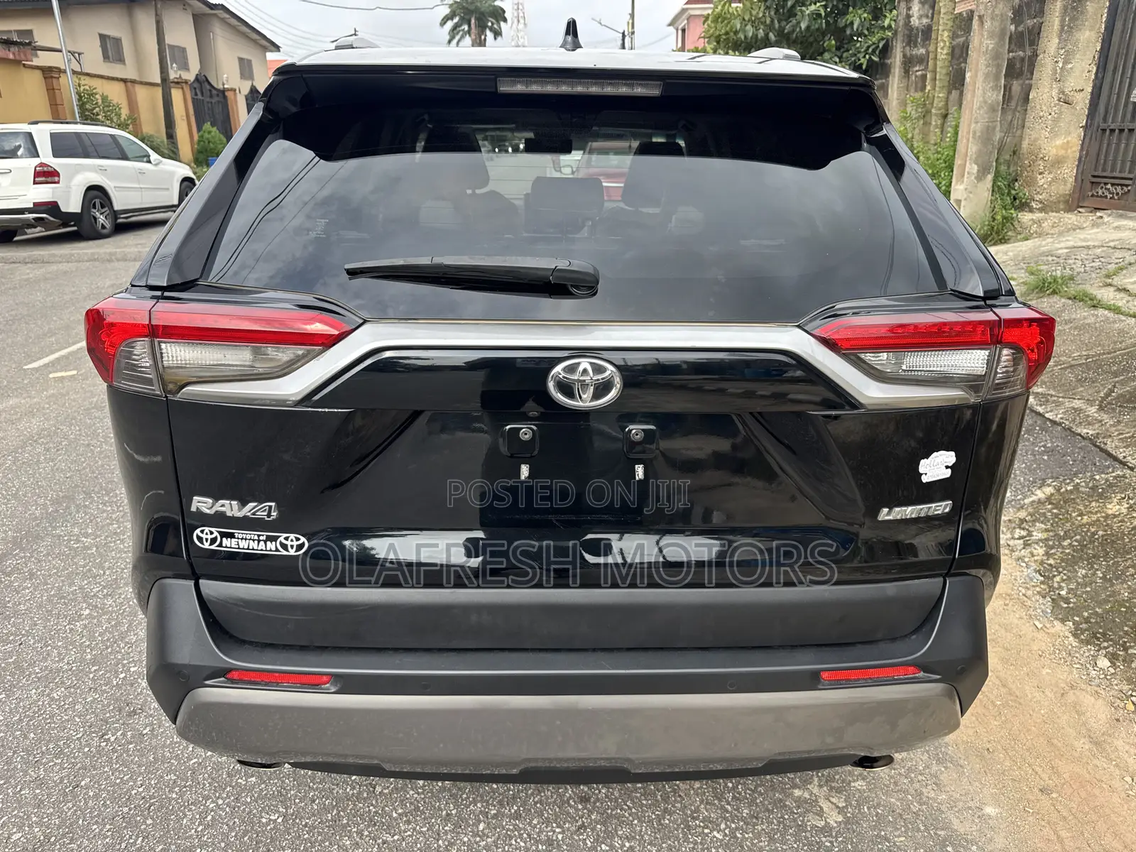Toyota RAV4 2021 Black