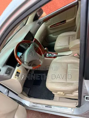 Toyota Corolla 2005 Silver