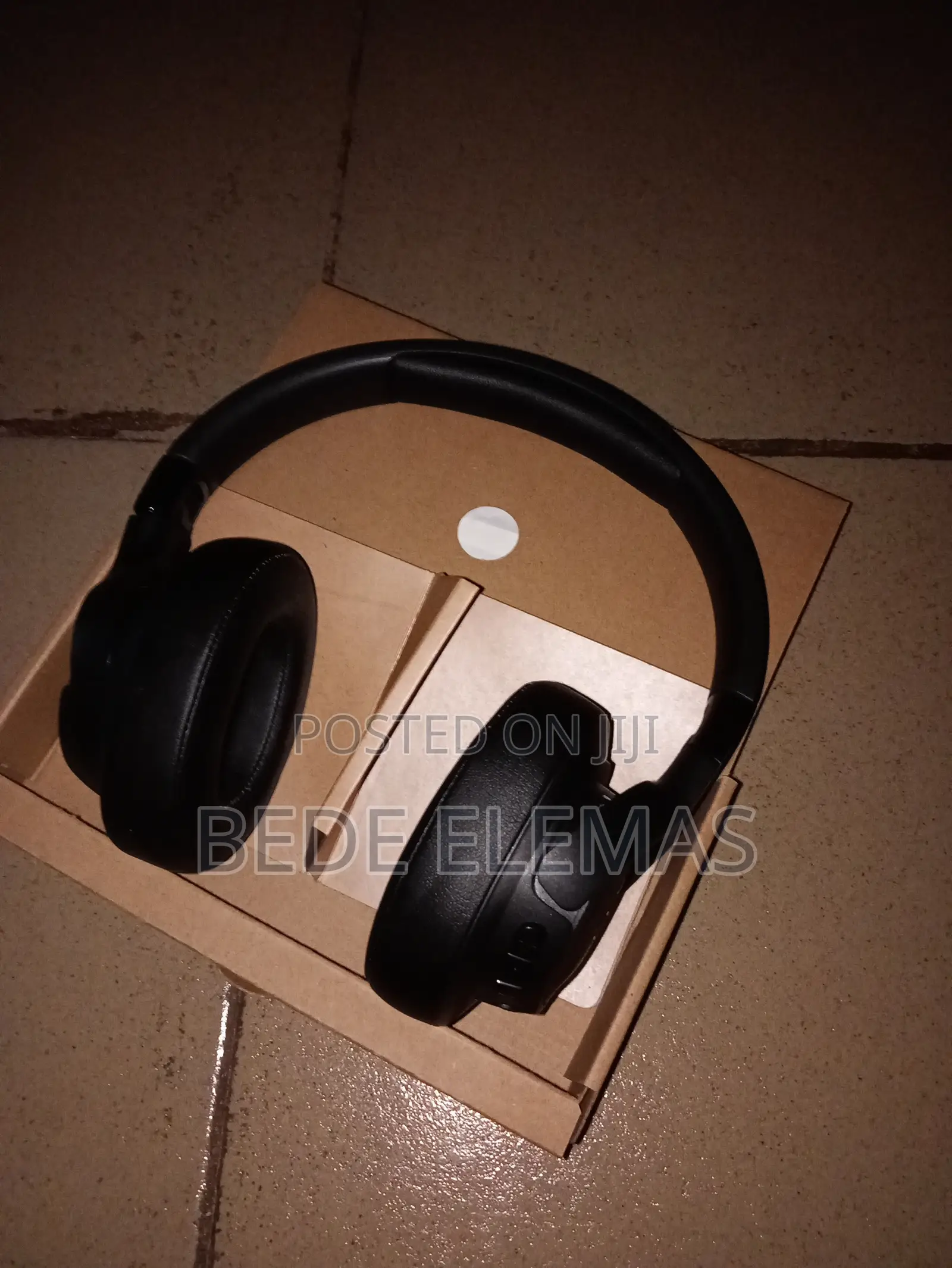 JBL Bluetooth Headphone