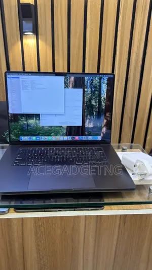 Laptop Apple MacBook Pro 2023 M3 Pro 18GB Apple M3 Pro SSD 2T