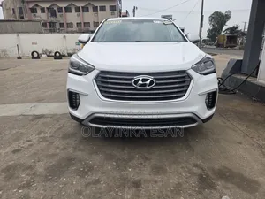Hyundai Santa Fe 2018 White