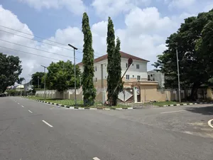 18bdrm Block of Flats in 6 Units Of 3-Bedroom, Zone 2 / Wuse for rent