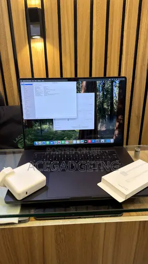 Laptop Apple MacBook Pro 2023 M3 Pro 18GB Apple M3 Pro SSD 2T