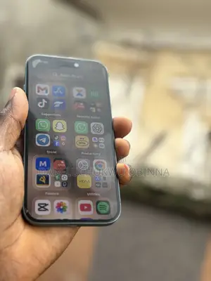 Apple iPhone 16 128 GB Blue