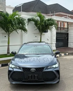 Toyota Camry 2019 Blue