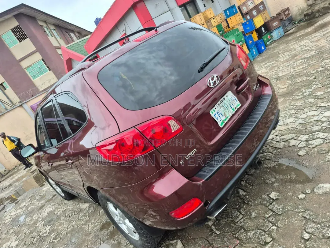 Hyundai Santa Fe 2.7 Automatic 2007 Red
