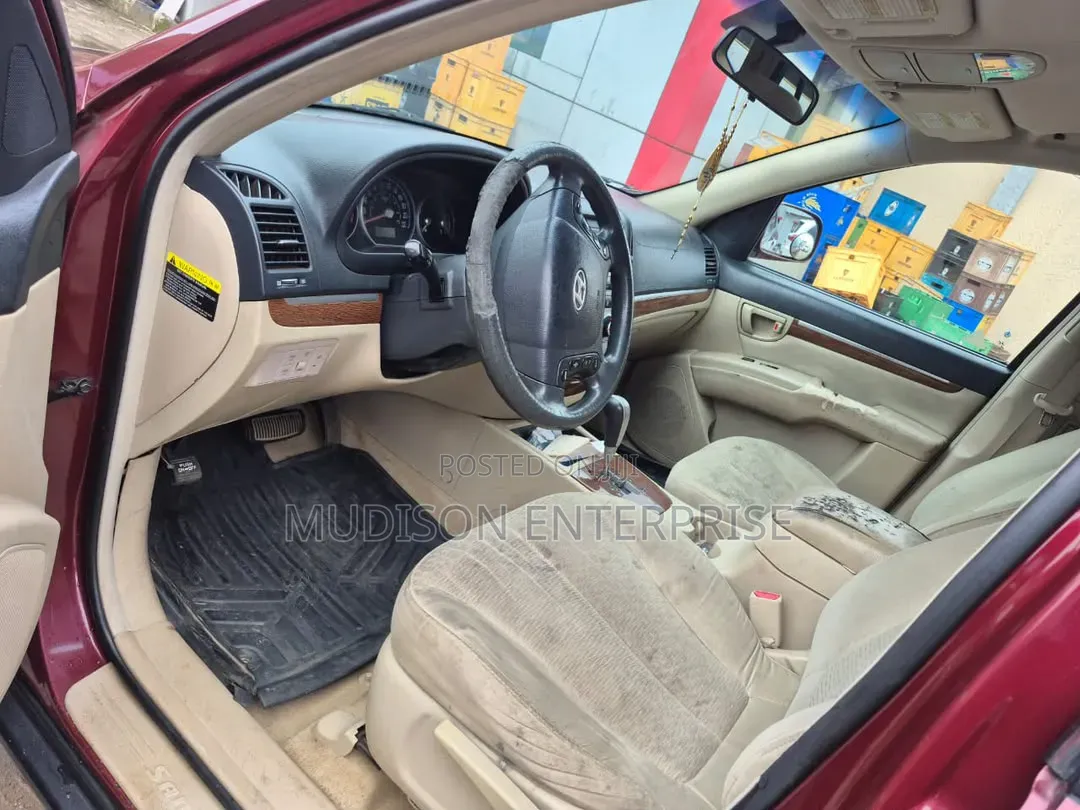 Hyundai Santa Fe 2.7 Automatic 2007 Red