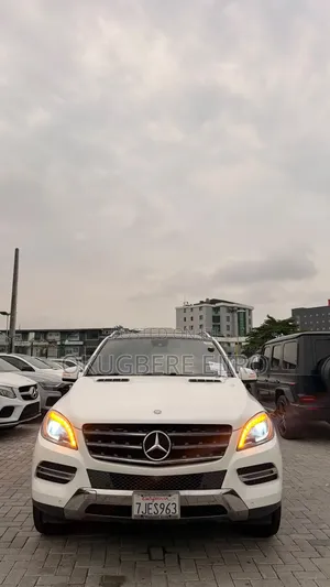 Mercedes-Benz M Class 2015 White