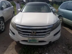 Honda Crosstour 2011 White