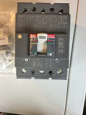 200amps 3pole McCb Breaker
