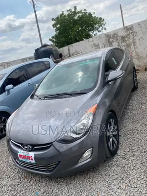 Hyundai Elantra 2011