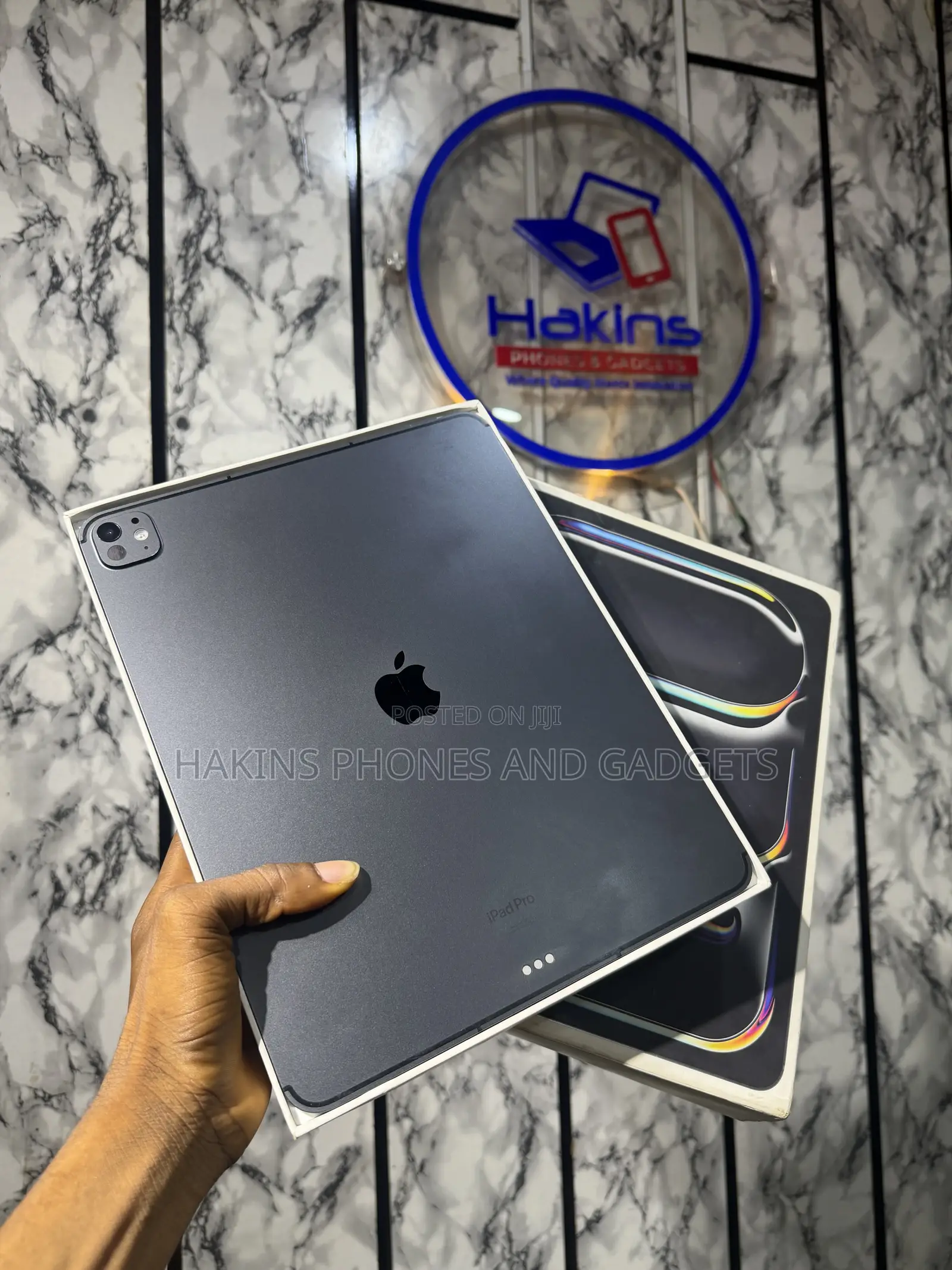 Apple iPad Pro 13 (2024) 256 GB Gray