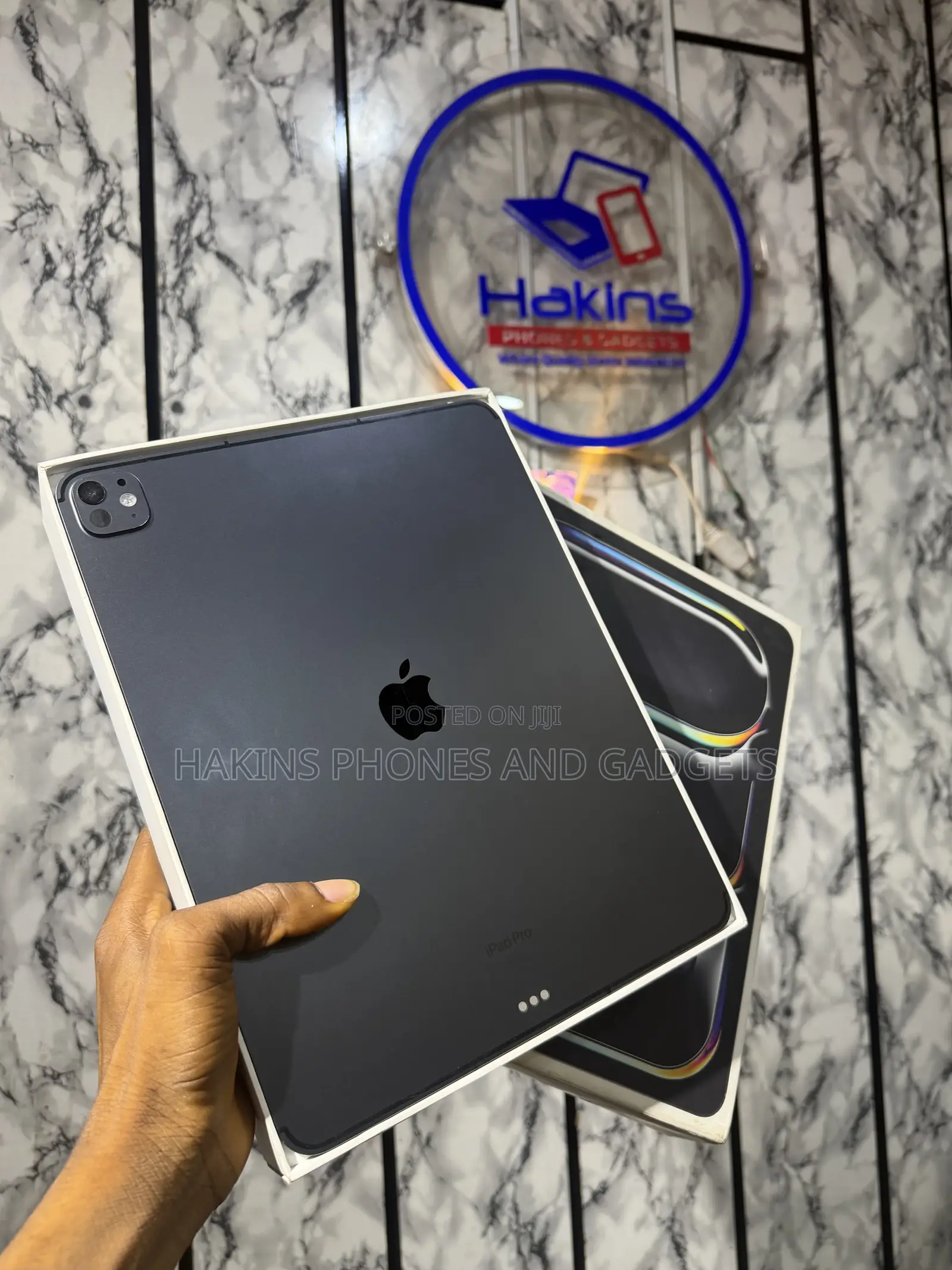 Apple iPad Pro 13 (2024) 256 GB Gray