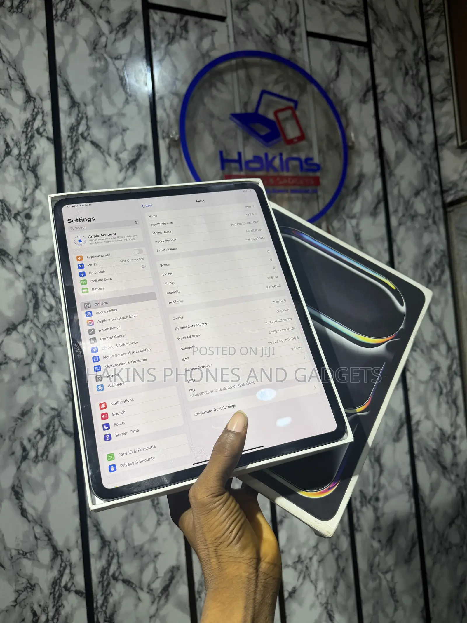 Apple iPad Pro 13 (2024) 256 GB Gray