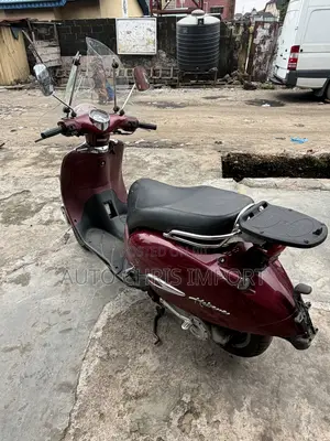 Aprilia 2009 Red