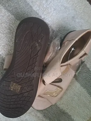 Open Toes Beige Sandals