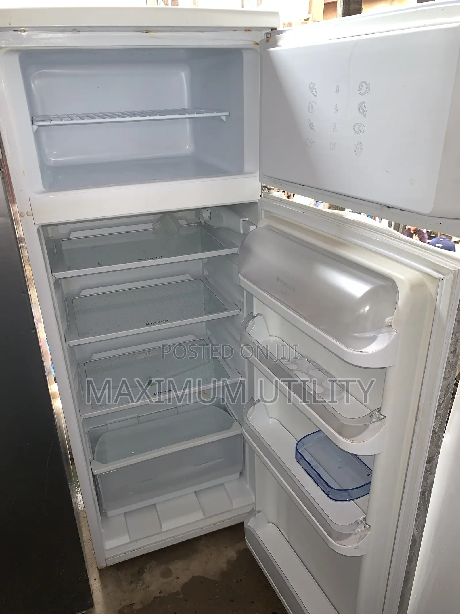 Hotpoint 230 Liters Uk Used Double Door Refrigerator