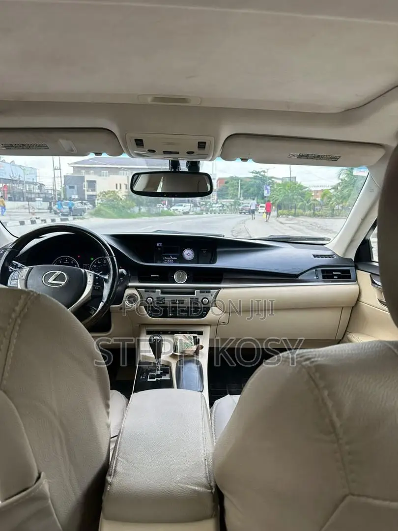 Lexus ES 2015 Black
