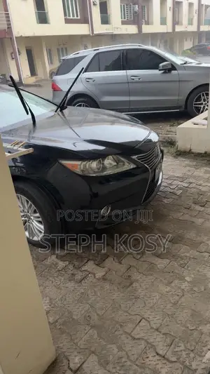 Lexus ES 2015 Black