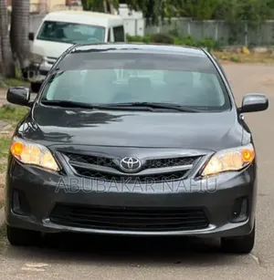 Toyota Corolla 2011 Gray
